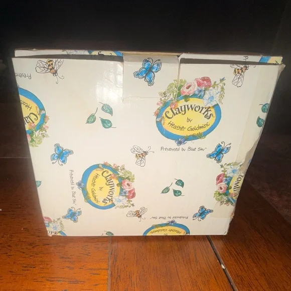 Clayworks by Heather Goldminc Presented By Blue Sky Whimsical Tea Party Figurine - Picture 2 of 15